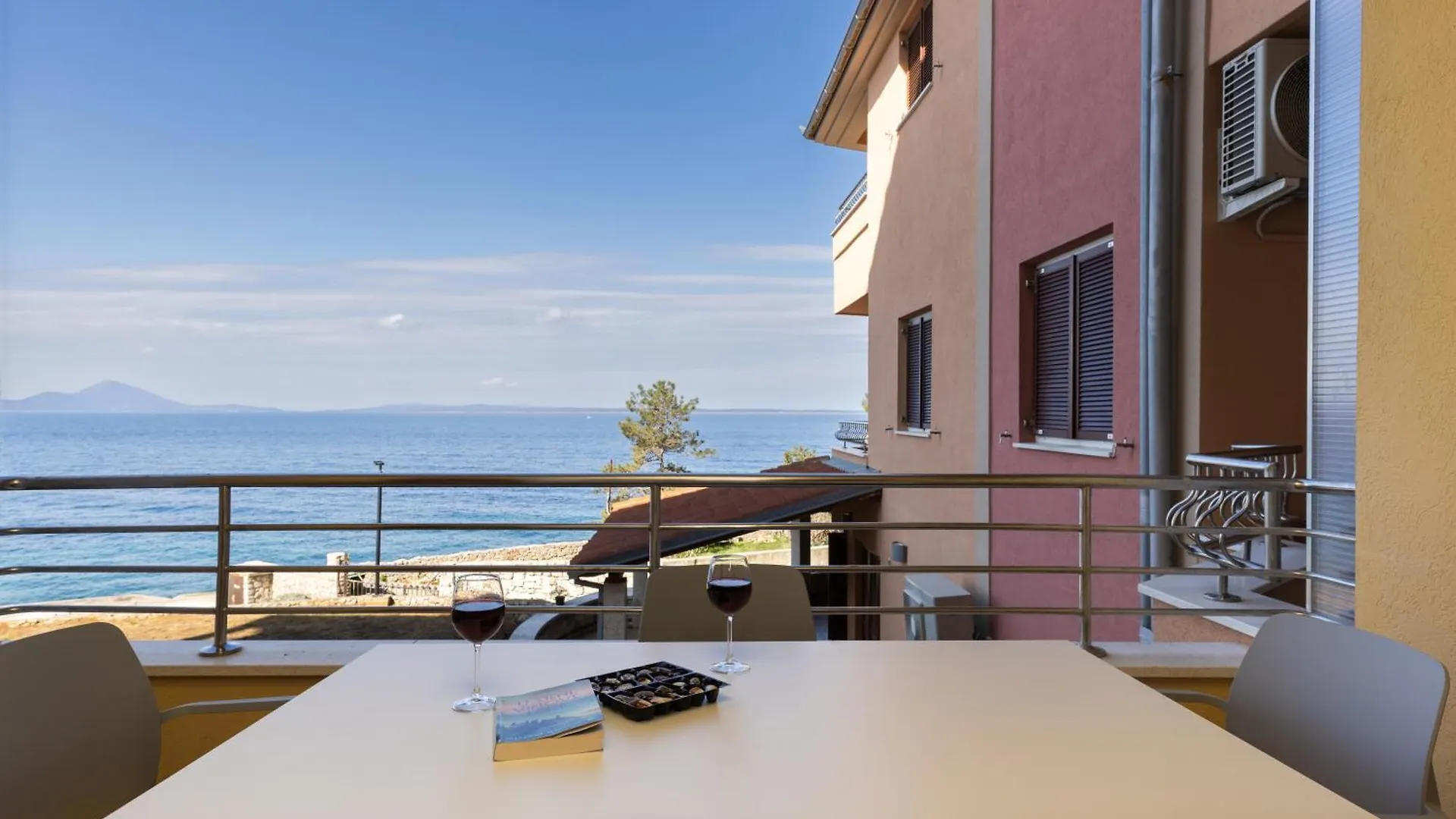 Velo Jedro Apartmani Punta Veli Lošinj 公寓